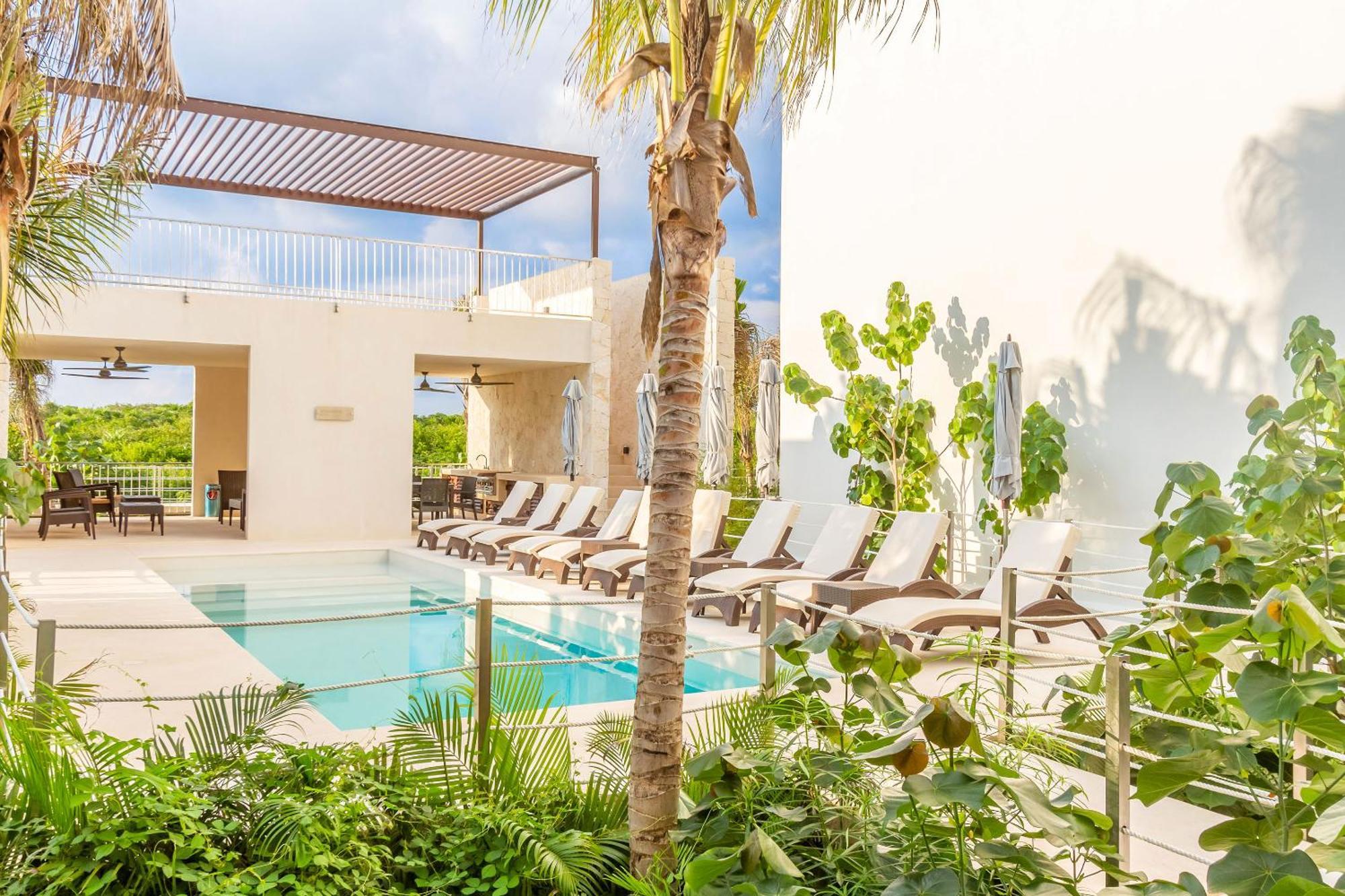 Santamar By Tao Beach Condos With Pool & Walk To Ocean Akumal Bagian luar foto
